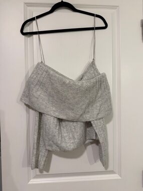 Off-Shoulder Ribbed Knit Sweater Tank - Light Gray
